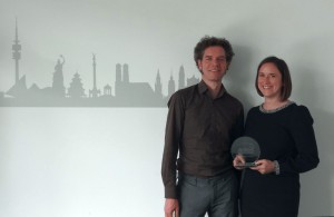 Our proud teamleads Kathrin and Philip with the AIReS "Circle of Excellence Award"